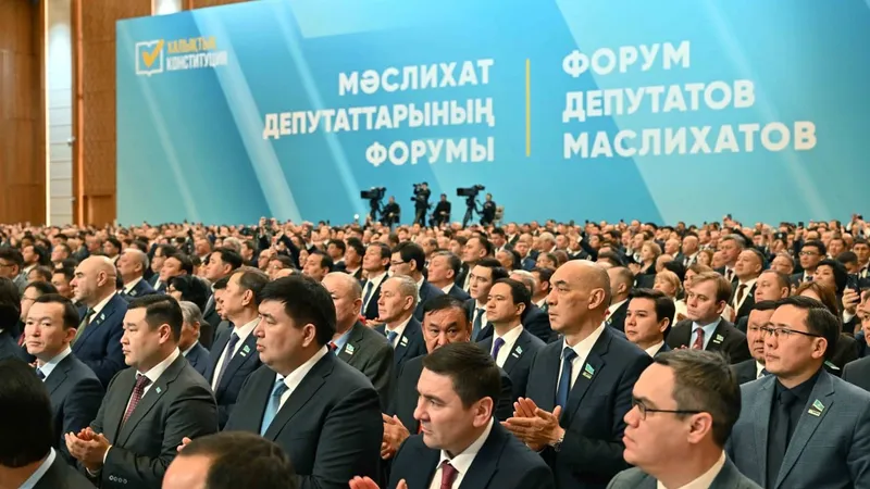 Мәслихаттардың жергілікті билік жүйесіндегі рөлін күшейту қажет – Мемлекет басшысы