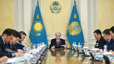 Ақордада Президент Қасым-Жомарт Тоқаевтың төрағалығымен Digital Qazaqstan жобасының жүзеге асырылуы жөнінде жұмыс кеңесі өтті., сурет - Zakon.kz жаңалық 13.03.2026 16:09