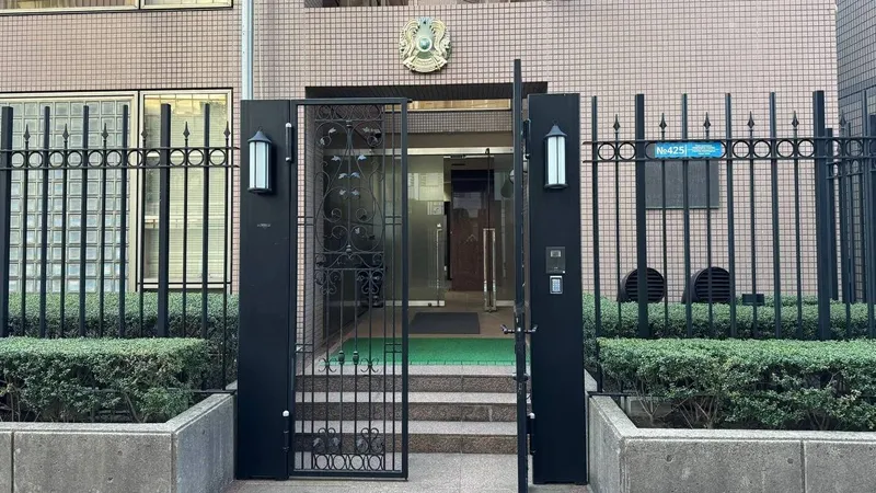 Қазақстандықтар жаңа Конституция жобасы бойынша дауыс беруді алғаш қай елдерде бастағаны белгілі болды