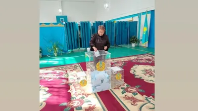 Конституция есімді қазақстандық референдумда дауыс берді, сурет - Zakon.kz жаңалық 15.03.2026 19:23