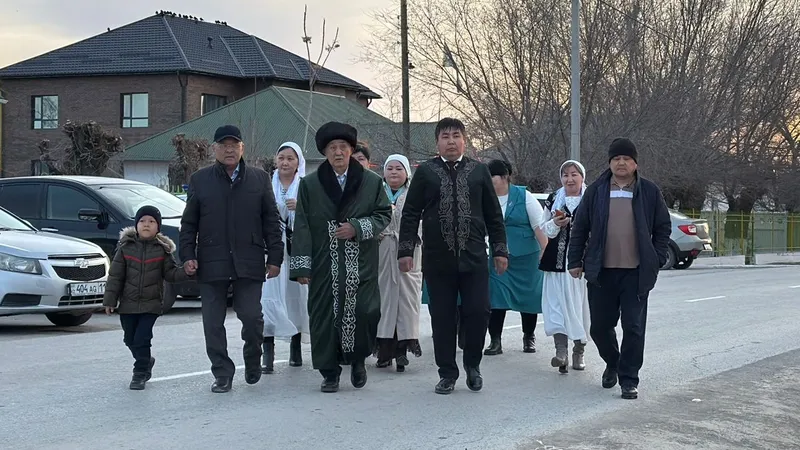 Қызылордада Ыбырай Жақаев әулетінің 9 келіні референдумда бір мезетте дауыс берді