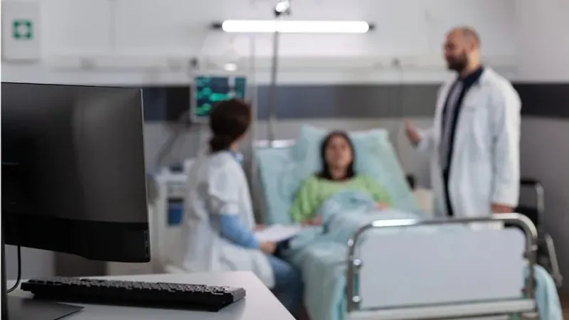 Қате диагноз студент қызды екі аяғынан айырды