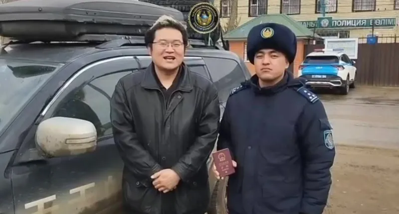 Қытай азаматы қиын жағдайда көмектескен қазақстандық полицейге алғыс айтты