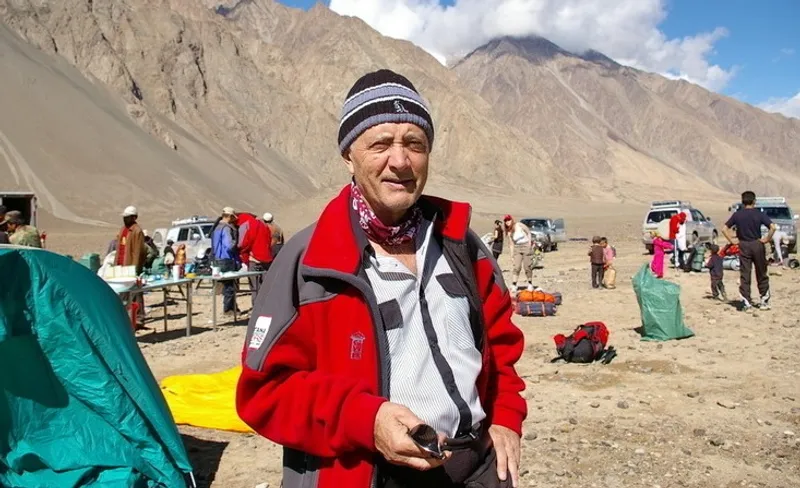 Тоқаев альпинист Ерванд Ильинскийге "Қазақстанның Еңбек Ері" атағын берді