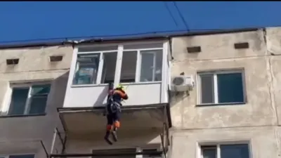 Көкшетауда ұзақ уақыт бойы пәтер есігін ашпай қойған ер адамды құтқарды, сурет - Zakon.kz жаңалық 29.03.2026 17:37