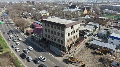 Алматы қаласы Қала құрылысын бақылау басқармасының хабарлауынша, Циолковский көшесі, 2/324 мекенжайында орналасқан нысан сот шешімімен заңсыз деп танылған., сурет - Zakon.kz жаңалық 31.03.2026 12:13