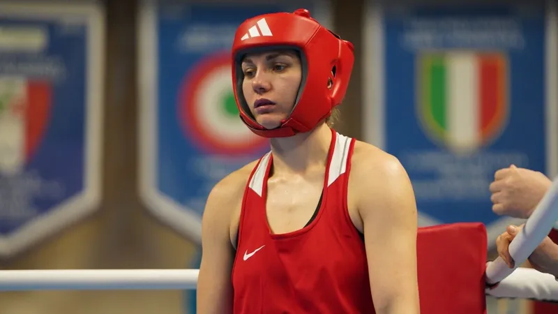 Валентина Хальзова 1/4 финалда мерзімінен бұрын жеңіске жетті