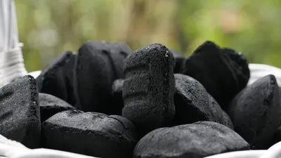 2026 жылғы 7 сәуірде Энергетика вице-министрі Сунғат Есімханов Үкіметтегі брифингте мемлекеттік жоспарларға байланысты көмір бағасының өсуі мүмкін екенін түсіндірді, деп хабарлайды Zakon.kz., сурет - Zakon.kz жаңалық 07.04.2026 13:18