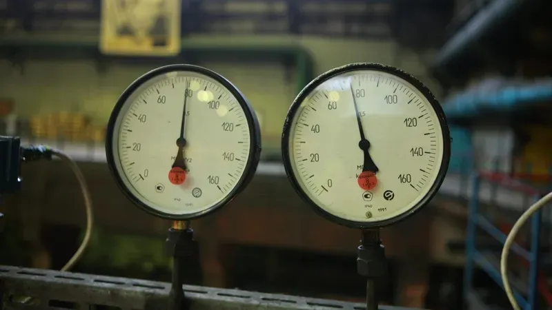 Депутат: Көпқабатты үйлердегі ортақ есептегіш құралдарға қатысты жағдай әлі де күрделі