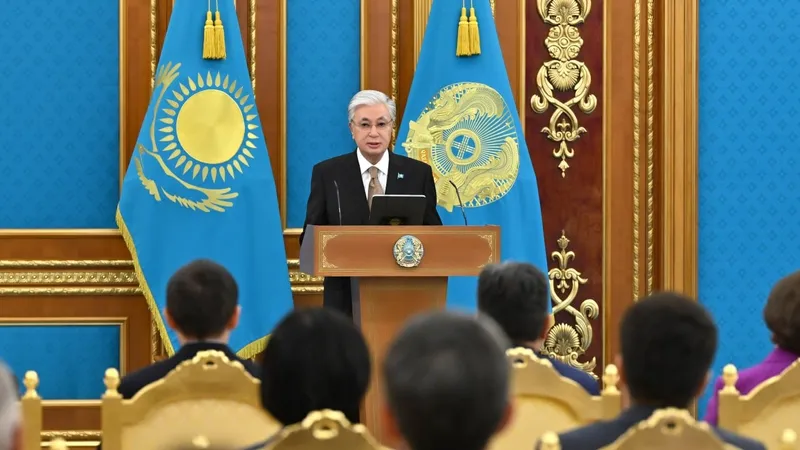 Мемлекеттік басшысы Қазақстанның ғалымдарын кәсіби мерекемен құттықтады