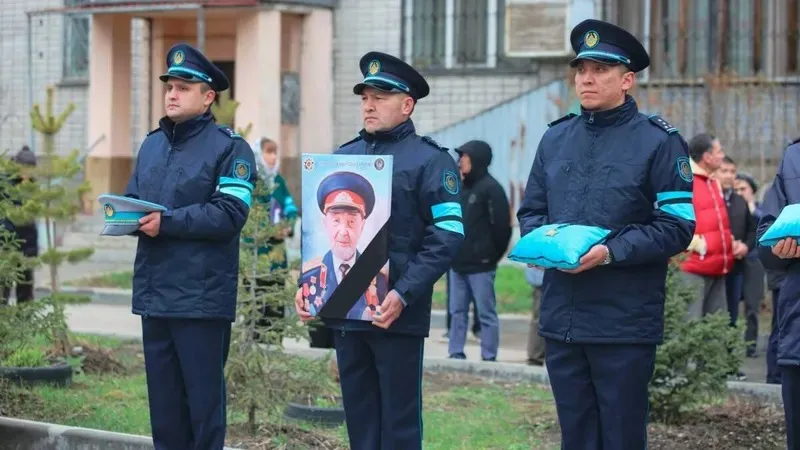 Шығыс Қазақстан облысында Ұлы Отан соғысының ардагерімен қоштасты