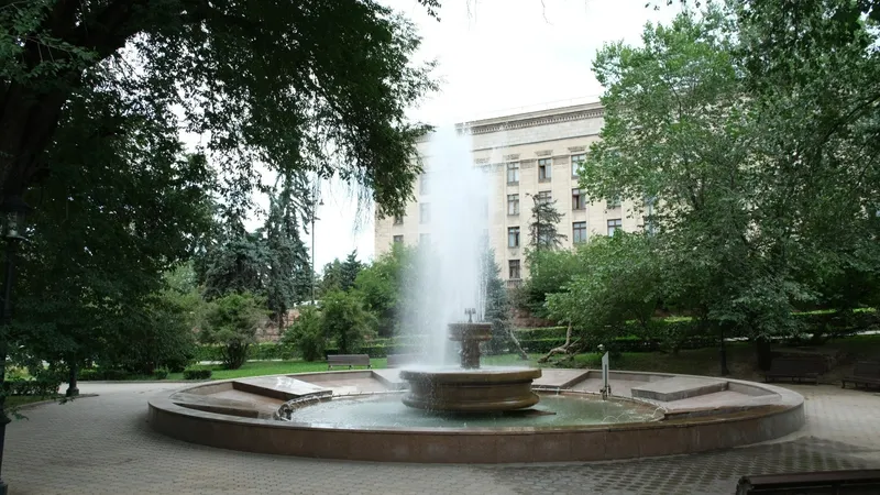 Алматыда мамыр айының басынан бастап субұрқақтарды кезең-кезеңімен қосылады