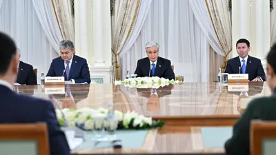 Қасым-Жомарт Тоқаев пен Ухнаагийн Хүрэлсүх арасындағы келіссөздер барысында екіжақты ынтымақтастықтың бірқатар маңызды бағыттары талқыланды, деп хабарлайды Zakon.kz., сурет - Zakon.kz жаңалық 21.04.2026 14:33