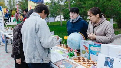 Атырауда өткен "Кітап FEST" фестиваліне 8000-нан астам тұрғын қатысты, сурет - Zakon.kz жаңалық 23.04.2026 22:48