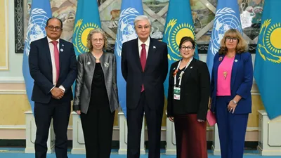 Мемлекет басшысы қоршаған ортаны қорғау саласындағы бірқатар халықаралық ұйымдар басшыларымен кездесіп, Орталық Азиядағы негізгі экологиялық бастамаларды іске асыру жолдарын талқылады., сурет - Zakon.kz жаңалық 23.04.2026 15:03