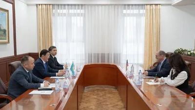 Бас Прокурор Қазақстандағы Америкалық сауда палатасы өкілдерін және ірі инвестор компанияларды қабылдады, сурет - Zakon.kz жаңалық 27.04.2026 11:48