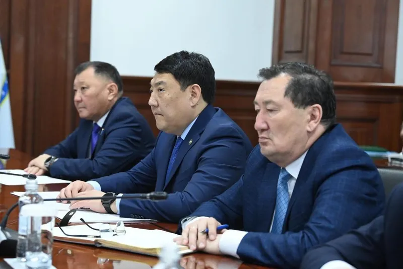 Экономика салаларына жасанды интеллектіні енгізу мәселесі қаралды, сурет - Zakon.kz жаңалық 29.04.2026 17:39