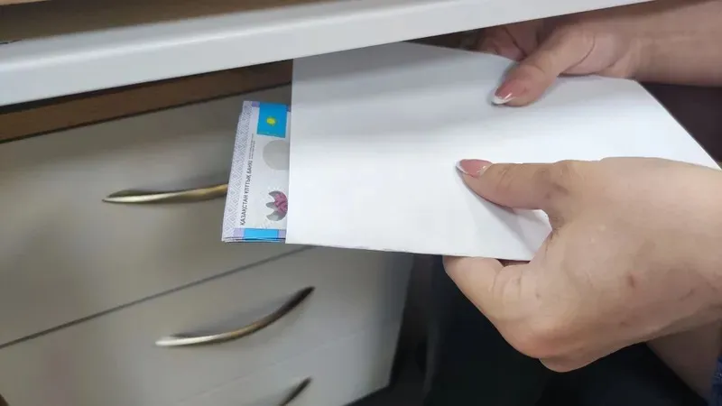 Астанада стоматологиялық клиника кассасынан ақша ұрлаған күдікті ұсталды