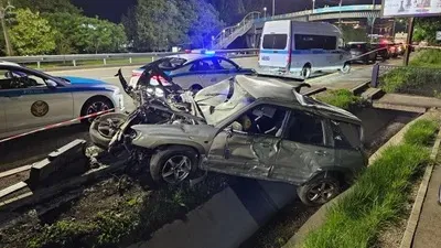 Алматыда жантүршігерлік жол апаты болып, жүргізуші қаза тапты , сурет - Zakon.kz жаңалық 06.05.2026 10:18