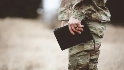 Израильде екі адамға құпия ақпаратты пайдаланып бәс тігу жасады деген айып тағылды, сурет - Zakon.kz жаңалық 07.05.2026 11:02