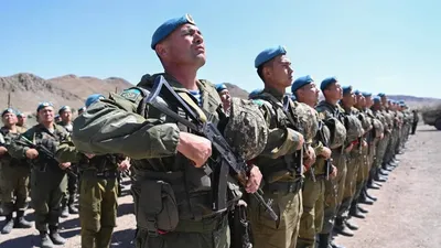 Әскер, Тоқаев, 7 мамыр, Отан қорғаушылар күні, құттықтау, сурет - Zakon.kz жаңалық 07.05.2026 08:03