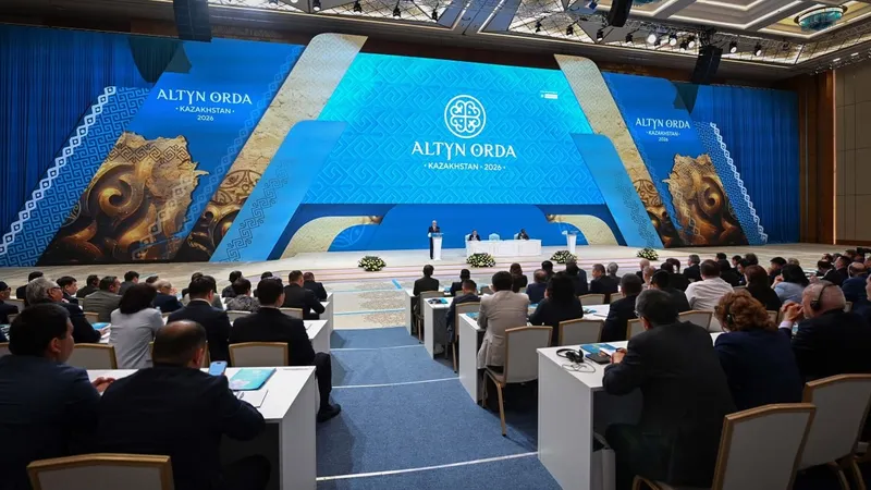 Тоқаев жаңадан ензілген марапаттар жайлы мәлімдеме жасады 