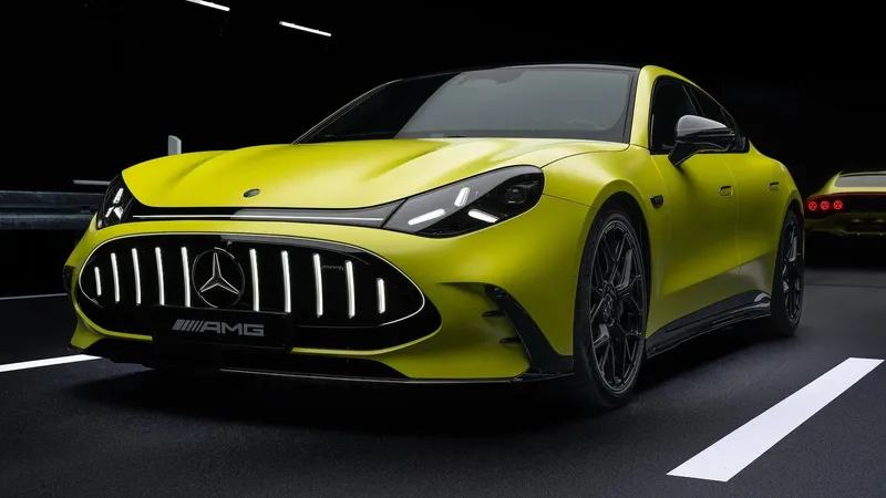 Mercedes-Benz ең қуатты электромобилін таныстырды, сурет - Zakon.kz жаңалық 21.05.2026 11:28