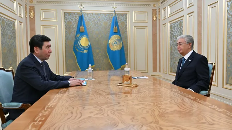 Президент қабылдауы, Ақорда, Ерлан Қошанов, Мәжіліс төрағасы, Тоқаев, сурет - Zakon.kz жаңалық 22.05.2026 17:01
