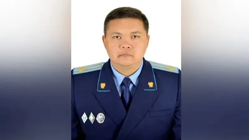 Мемлекет басшысының келісімімен және Бас Прокурордың бұйрығымен аға әділет кеңесшісі Ержан Ерғанатұлы Дүйсекенов Солтүстік Қазақстан облысының прокуроры лауазымына тағайындалды, деп хабарлайды Zakon.kz Бас прокуратураға сілтеме жасап., сурет - Zakon.kz жаңалық 28.05.2026 11:06