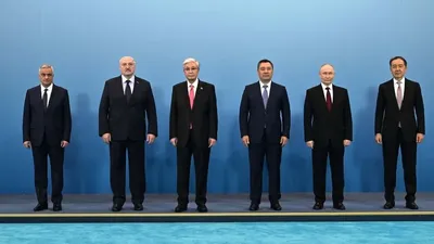 2026 жылғы 29 мамырда Астанада Жоғары Еуразиялық экономикалық кеңестің (ЖЕЭК) кезекті отырысы өтіп жатыр, деп хабарлайды Zakon.kz.