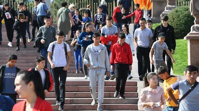 Студент, Ақтау, Yessenov University, тест, бұзушылықтар, ЖОО, тексеру , сурет - Zakon.kz жаңалық 30.05.2026 11:21