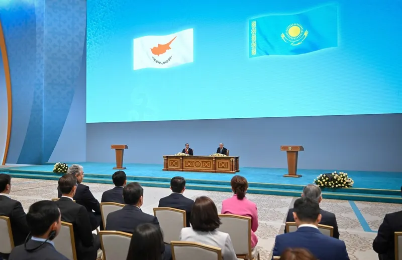 Қазақстан мен Кипр президенттері БАҚ өкілдеріне арналған брифинг өткізді, сурет - Zakon.kz жаңалық 03.06.2026 16:58