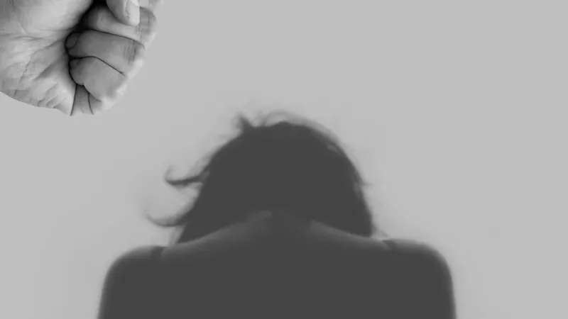 Жұдырық, ұру, Талғар, күйеуі, әйелі, әріптесі, жағын сындыру, сурет - Zakon.kz жаңалық 08.06.2026 19:58