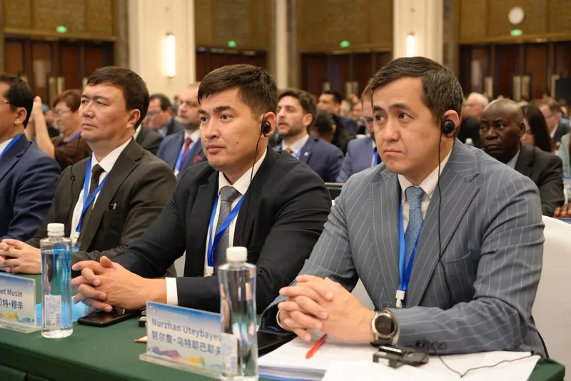 Орал мен Цзиньчжоу бауырлас қалалар атанды , сурет - Zakon.kz жаңалық 10.06.2026 16:55