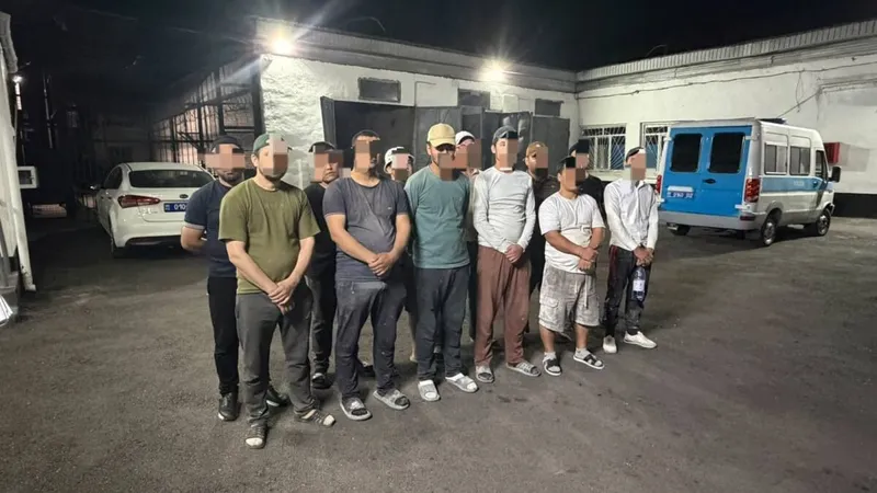 Алматы қаласында көші-қон заңнамасының талаптарын бұзушылықтарды анықтауға және олардың жолын кесуге бағытталған "Келімсек-2026" республикалық жедел-профилактикалық іс-шарасының қорытындысы шығарылды