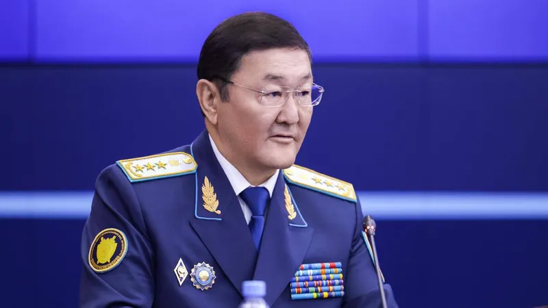 Бас Прокурор Берік Асыловтың төрағалығымен Бас прокуратураның 2026 жылдың бірінші жартыжылдығындағы қызмет қорытындыларына арналған кеңейтілген алқа отырысы өтті.