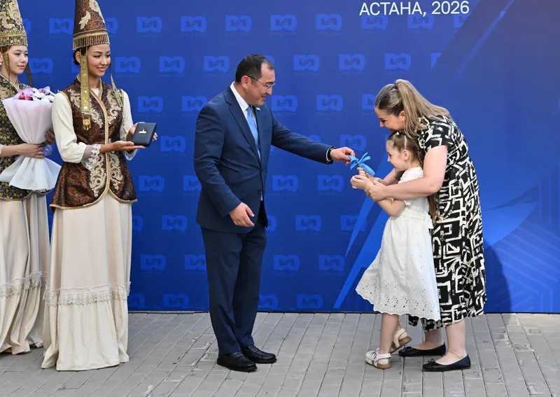Пәтер кілті, Астана, БАҚ, журналистер, Айбек Смадияров, Тоқаев, сурет - Zakon.kz жаңалық 27.06.2026 10:01