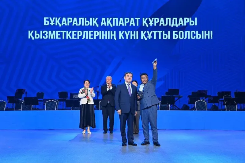 Алматының орталығындағы ең ірі заңсыз қосалқы құрылыс сүріліп жатыр, сурет - Zakon.kz жаңалық 26.06.2026 17:42