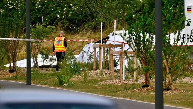 Францияда парашютшілер мінген ұшақ апатынан 11 адам қаза тапты, сурет - Zakon.kz жаңалық 28.06.2026 17:48