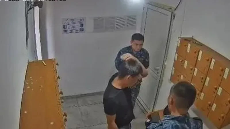 Екібастұзда сотталушы түзету мекемесіне телефон алып өтпек болған , сурет - Zakon.kz жаңалық 02.07.2026 10:25