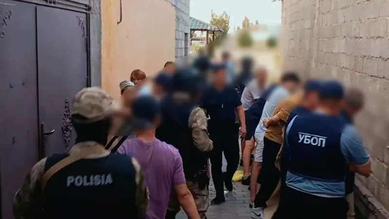 Тараз мен Алматыдағы ауқымды арнайы операция: ұйымдастырушы мен қылмыстық топ өкілдеріне үкім кесілді , сурет - Zakon.kz жаңалық 02.07.2026 16:41