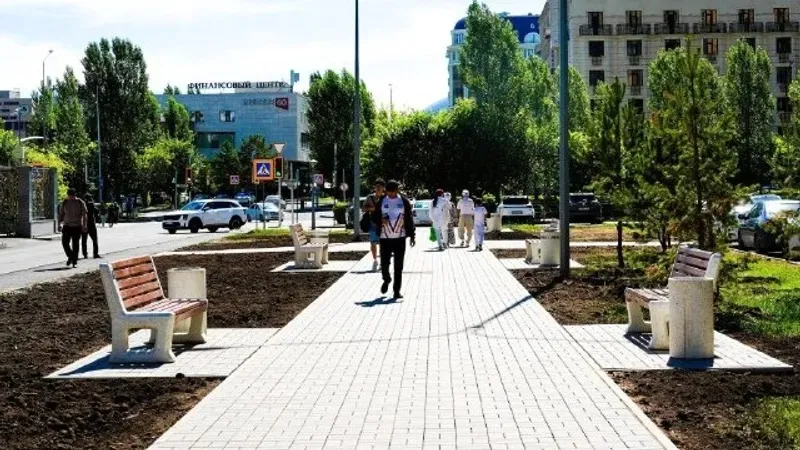 1 шілде – Қазақстан Республикасы Конституциясының күшіне енген күні Астанада жаңа Конституция аллеясы ашылды., сурет - Zakon.kz жаңалық 02.07.2026 09:06