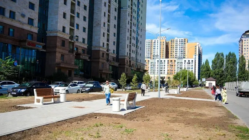 1 шілде – Қазақстан Республикасы Конституциясының күшіне енген күні Астанада жаңа Конституция аллеясы ашылды., сурет - Zakon.kz жаңалық 02.07.2026 09:06