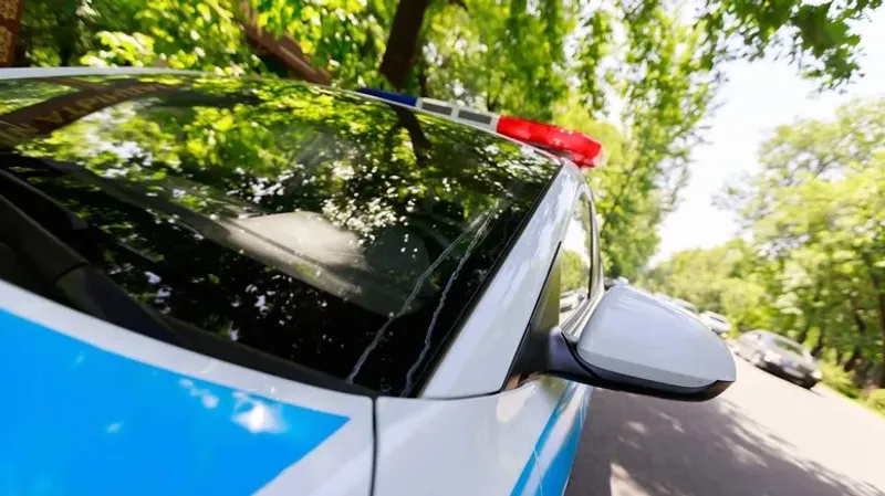 Жол апаты, Алматы, Төле би, Яссауи, аударылды, Kia, сурет - Zakon.kz жаңалық 04.07.2026 14:35