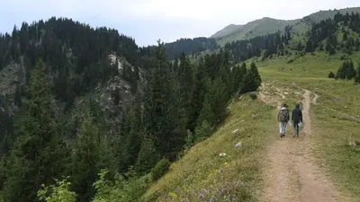 Тау, Алматы, ТЖД, ескерту
