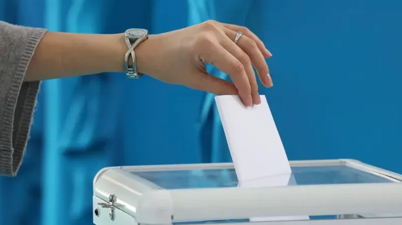 Құрылтай сайлауы, партиялар, сайлау жарнасы , сурет - Zakon.kz жаңалық 14.07.2026 18:21