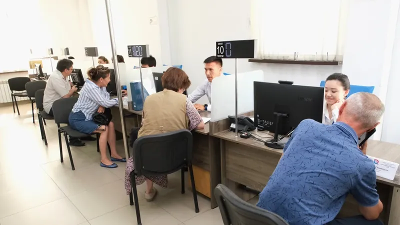 Алматыда 2026 жылдың басынан бері әлеуметтік қолдауға мұқтаж 8 192 тұрғынға арнайы әлеуметтік қызмет көрсетілді. , сурет - Zakon.kz жаңалық 14.07.2026 09:47