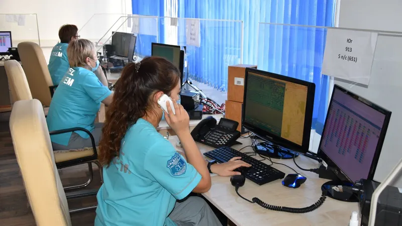 Алматы қаласы Қоғамдық денсаулық сақтау басқармасының мәліметінше, аптап ыстық кезеңінде қалада шұғыл медициналық көмекке жүгінушілер саны көбейген., сурет - Zakon.kz жаңалық 15.07.2026 10:17