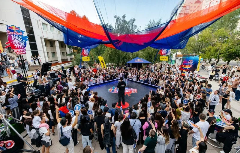 Red Bull Dance Your Style Астанада: нағыз ыстық атмосфера, энергия және набережнаяда 50-ден аса биші, сурет - Zakon.kz жаңалық 21.07.2026 18:10