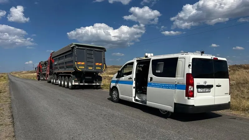 Қазақстанда ауыр жүк көліктеріне бақылау күшейтілді: жүздеген жүк көлігі тоқтатылды, сурет - Zakon.kz жаңалық 23.07.2026 16:30